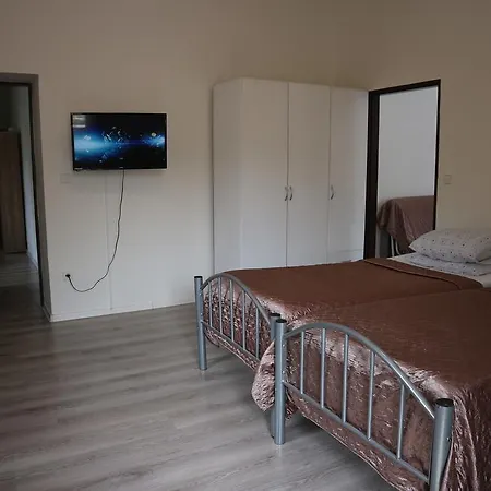 Апартаменты Lestarka *